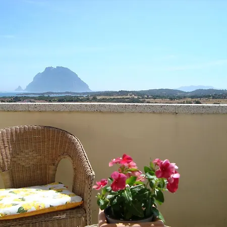 Apartment Case Rosa Loiri Porto San Paolo