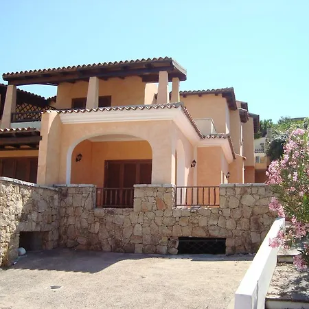 Case Rosa Porto San Paolo (Sardinia)