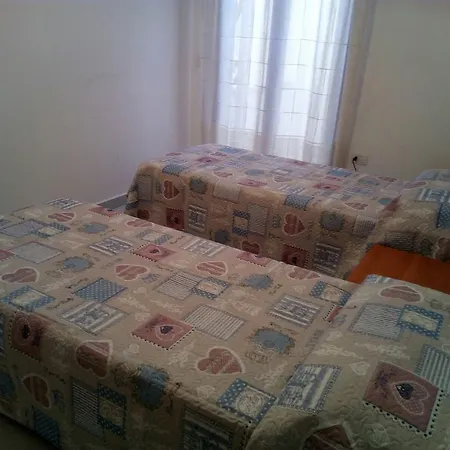 Apartment Case Rosa *